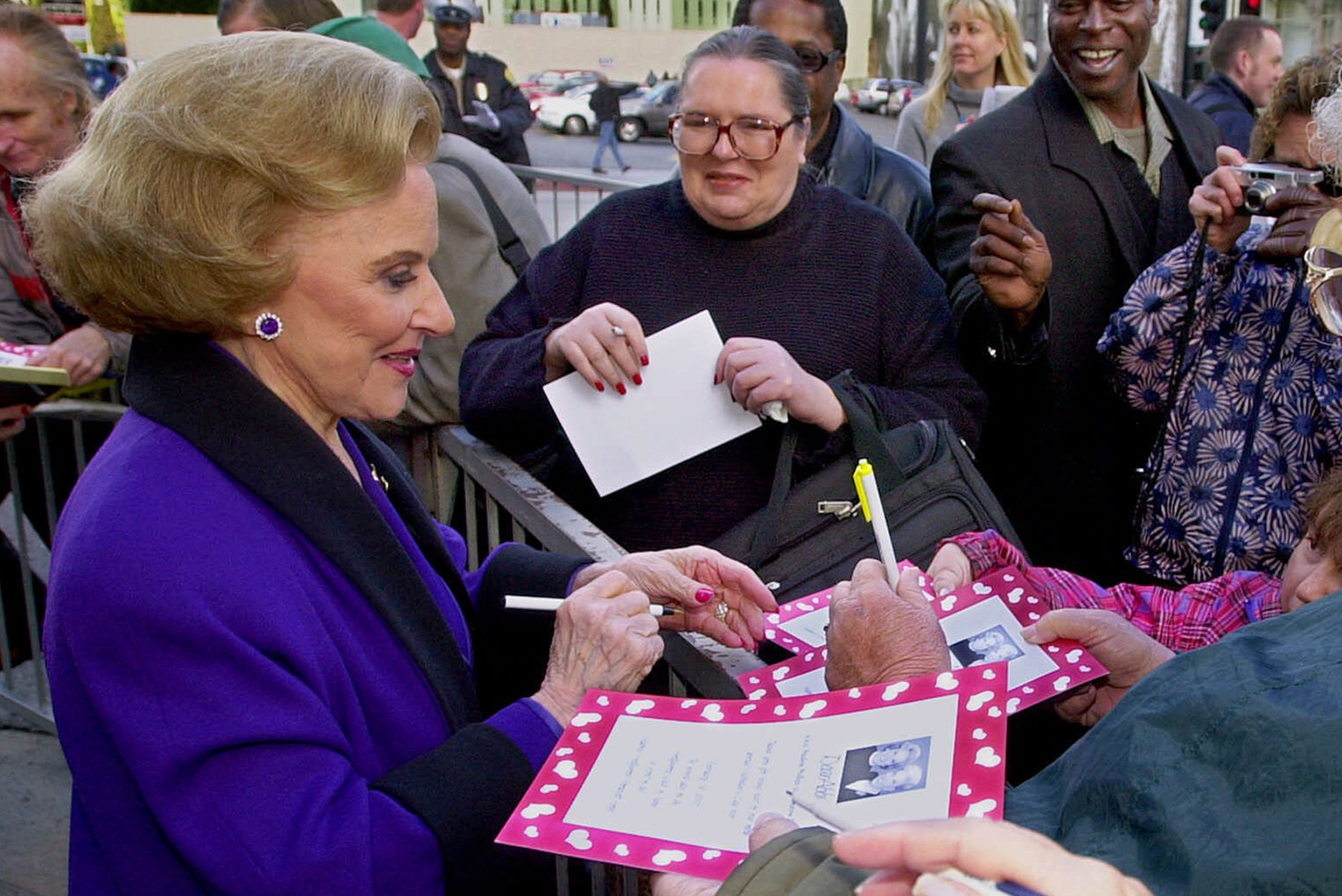 &quot;Dear Abby&quot; advice columnist Pauline Friedman Phillips, known to millions of readers as Abigail van Buren, signs autographs for fans after the dedication of a &quot;Dear Abby&quot; star on the Hollywood Walk of Fame in Los Angeles in February 2001. Phillips, who had Alzheimeris disease, died Wednesday.