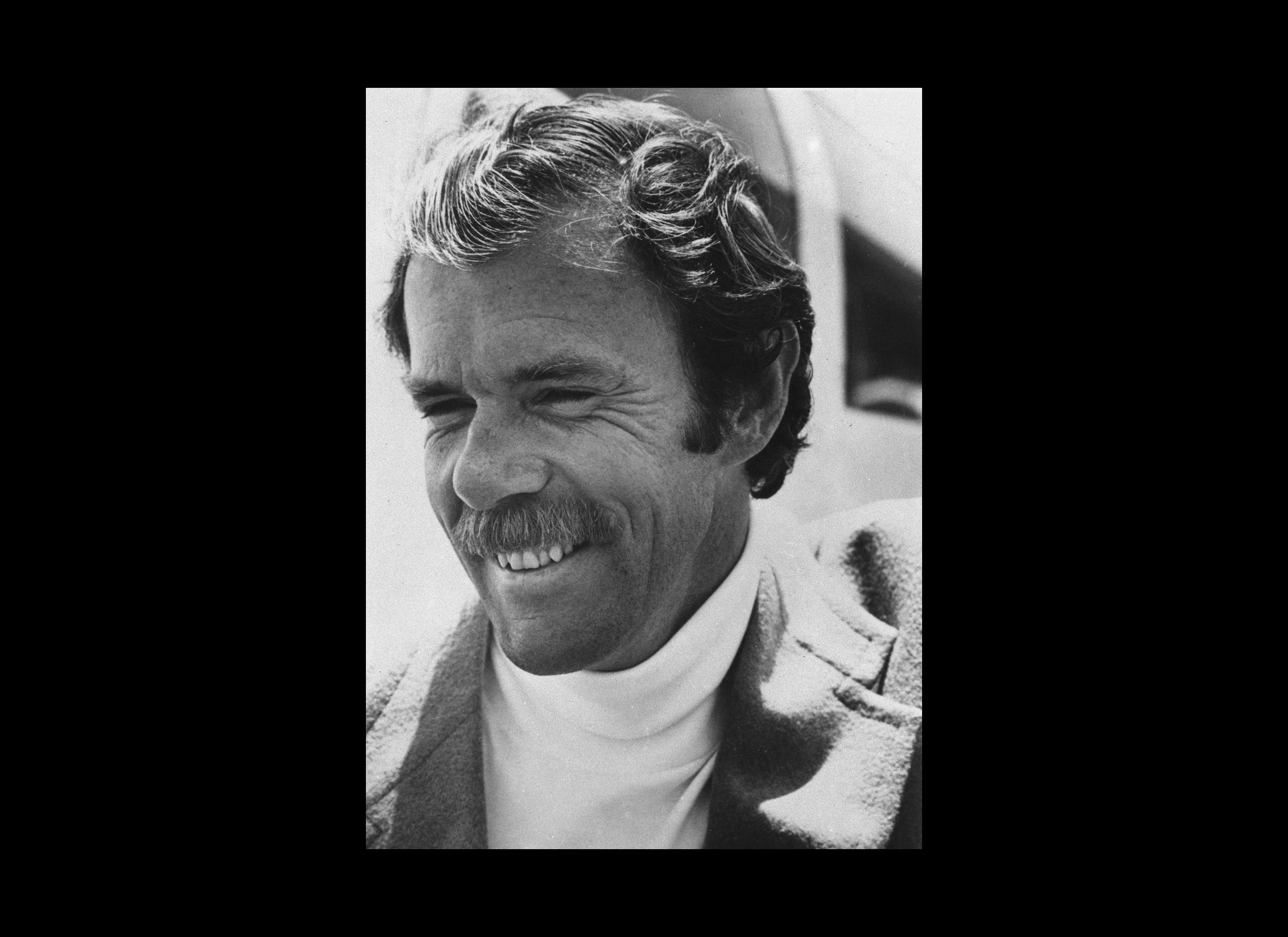 Richard Bach
Author, shown in 1975, sustained head and shoulder injuries in accident