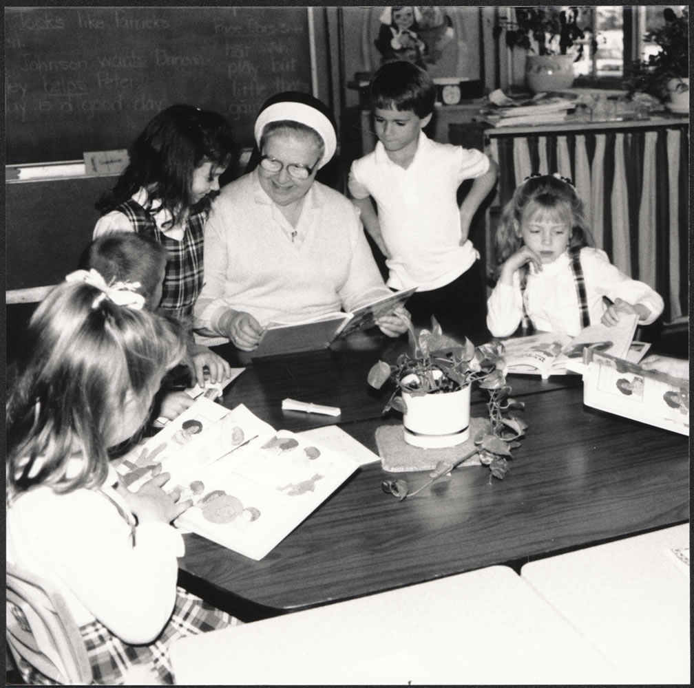 Sister Mary Leona Miller in the first-grade classroom at Our Lady of Lourdes in Vancouver in 1990.
