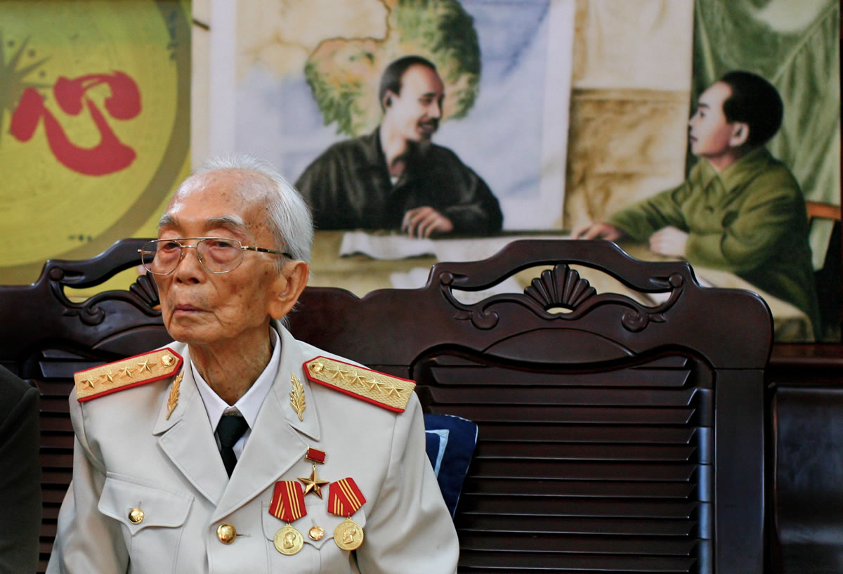 Files/Associated Press
Gen. Vo Nguyen Giap here at his home in Hanoi, Vietnam, on his 97th birthday, Aug. 25, 2008.