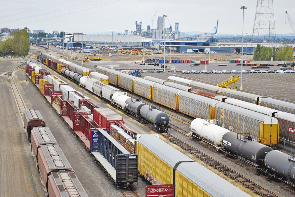 In approving a deal to secure a 95-acre tract, the Port of Vancouver wants to develop westward, including running new rail lines to its Columbia Gateway property.