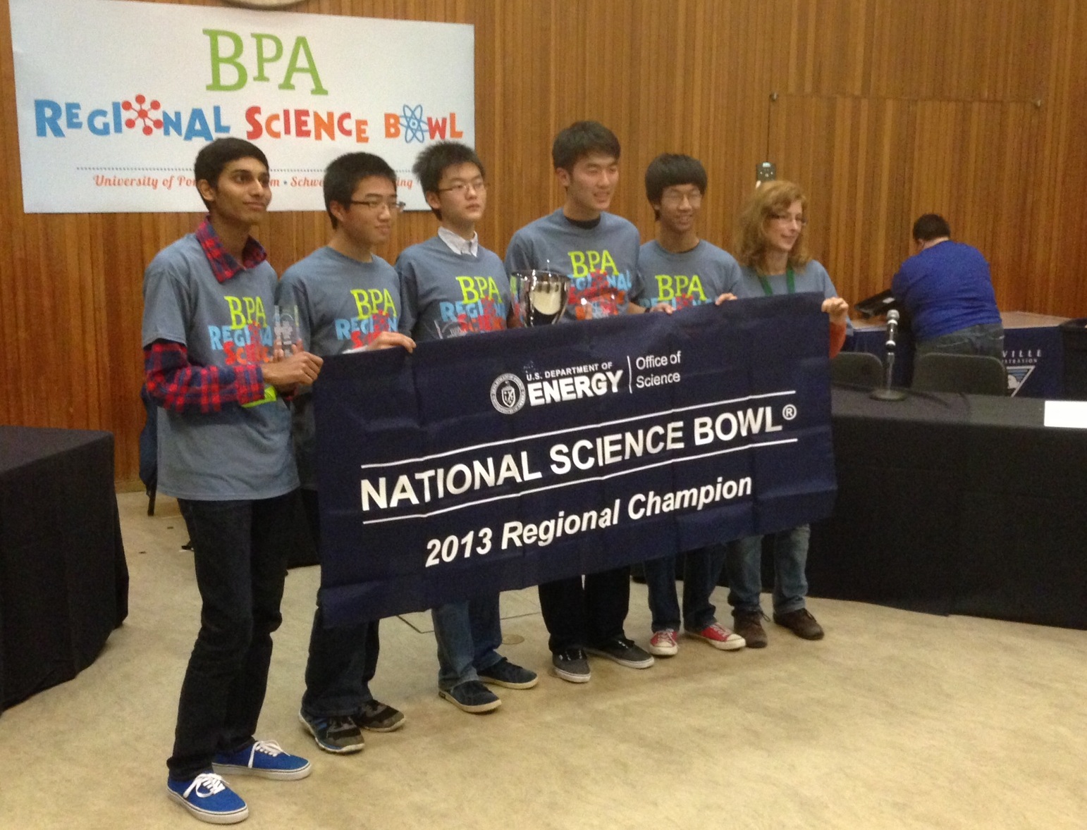 A team from Mountain View High School in Vancouver finished in first place Saturday at the high school division of the BPA Regional Science Bowl 2013. It was the second year in a row the team has won the competition.
