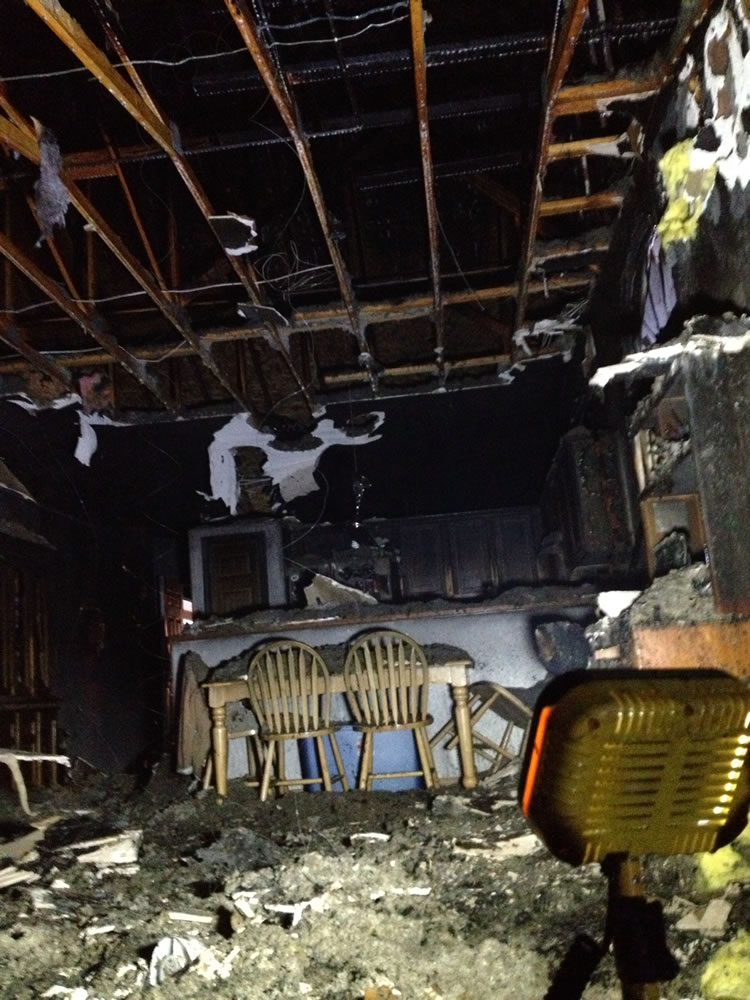 An early-morning fire caused significant damage to the interior of a Washougal home Monday.