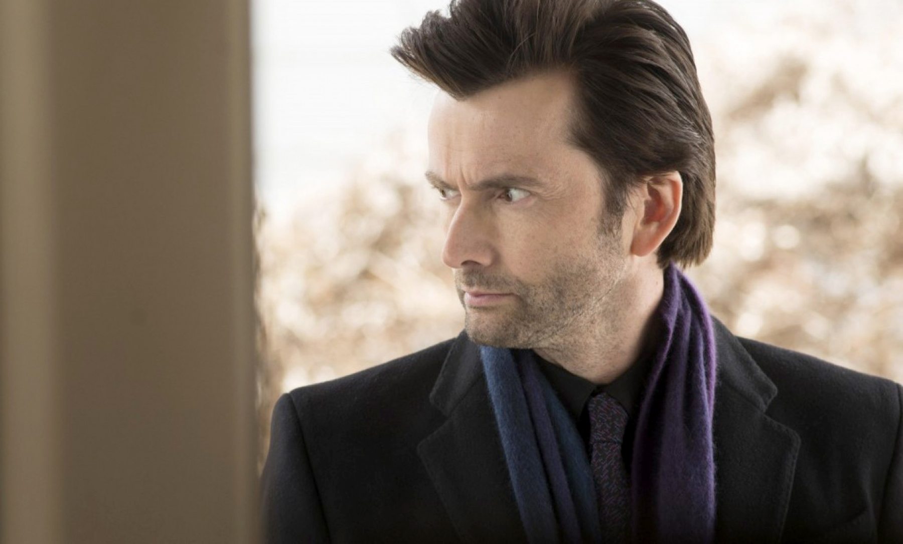 David Tennant brings his purple reign to &quot;Jessica Jones,&quot; a Marvel comic takeoff streaming on Netflix.