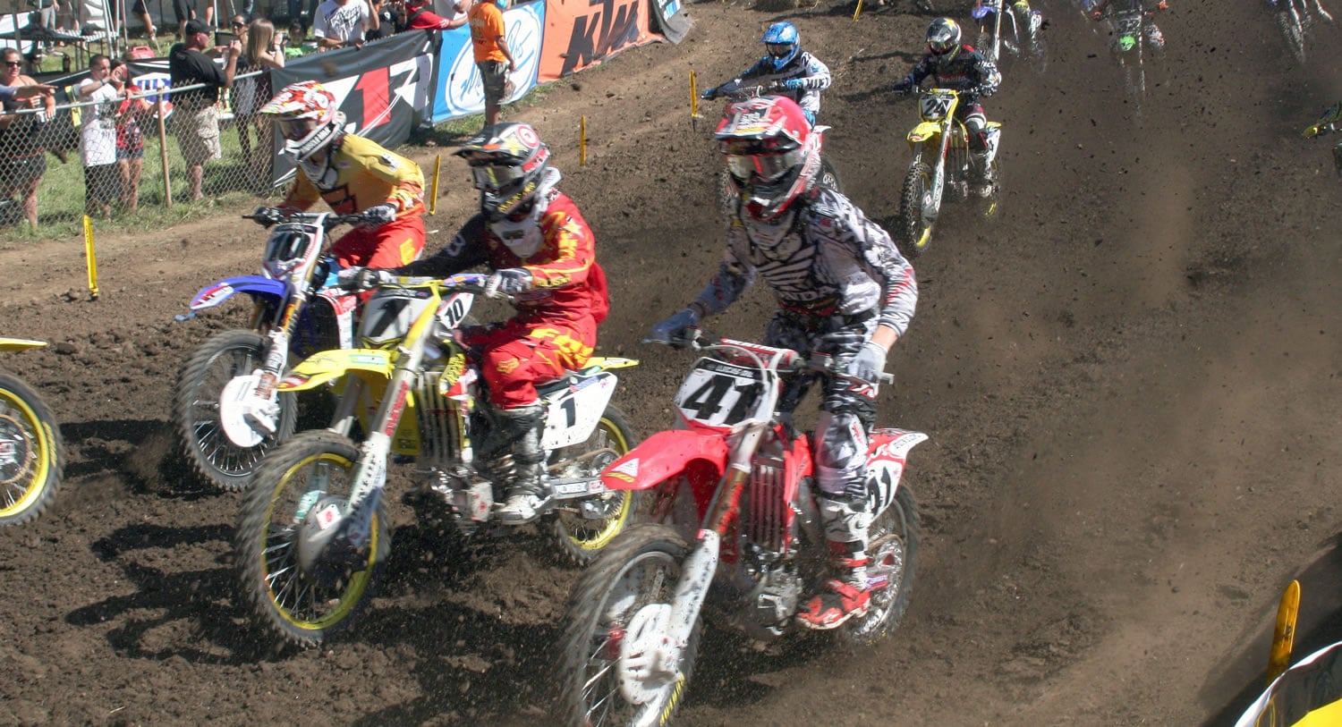 Tens of thousands of screaming racing fans huddled around the track Saturday, as Washougal Motocross Park went live on the SPEED network, at 4 p.m., for the eighth round of the 2011 Lucas Oil Motocross Championship Series.