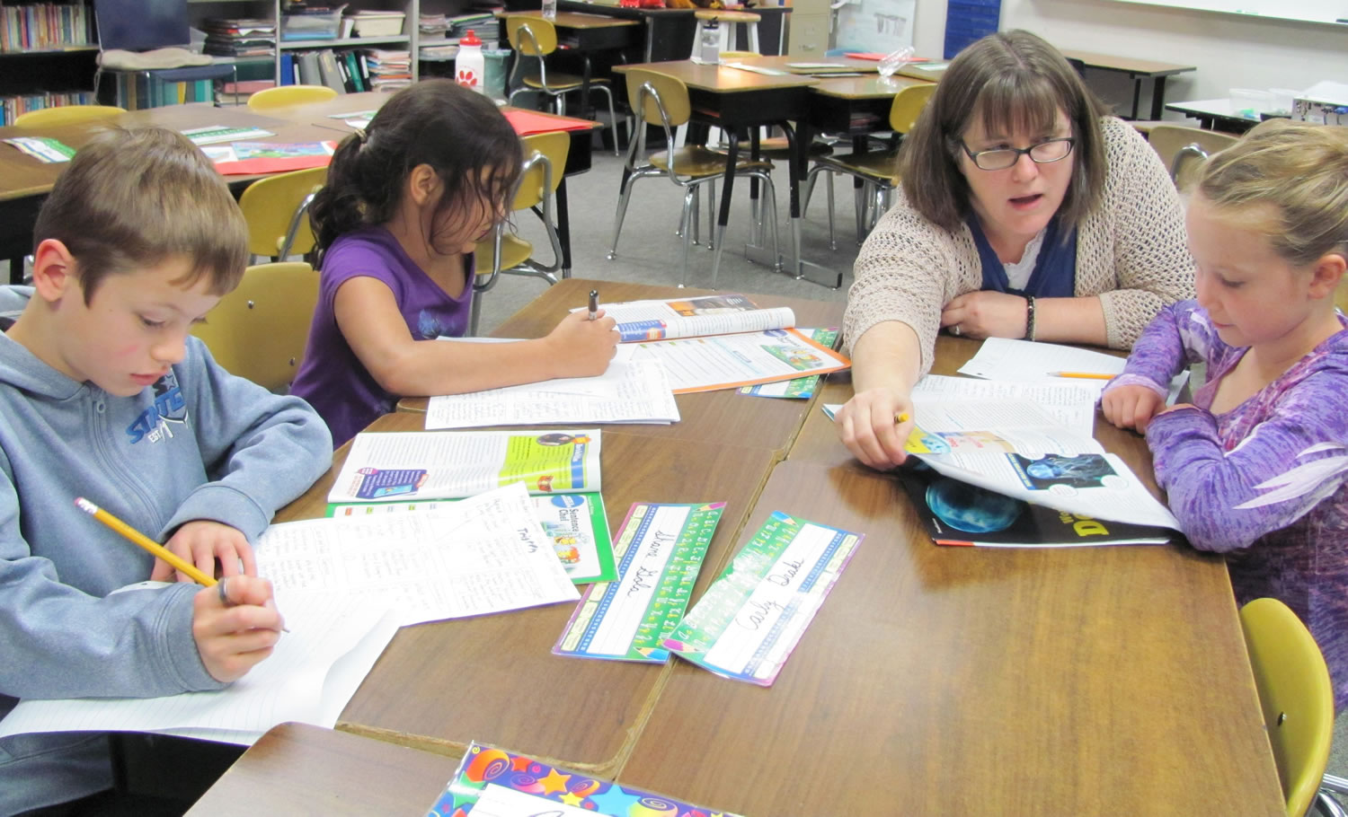 Cape Horn-Skye Elementary has been named a Washington State School of Distinction for its performance on state tests. Principal Mary Lou Woody credits the teachers and strong parent community for the school's success.