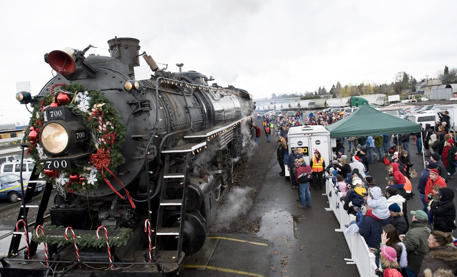 The SP&amp;S 700 steam locomotive brings Santa Claus to the Vancouver Amtrak station during its most recent visit in 2008. The locomotive -- and Santa -- return at 11 a.m.