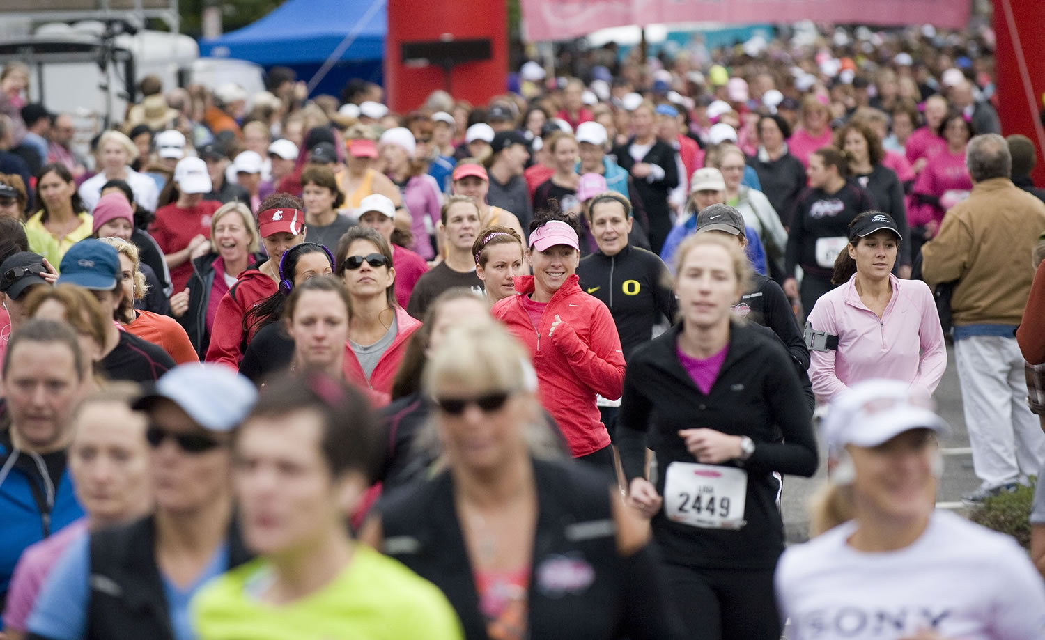 More than 3000 women start the annual Girlfriends Half Marathon, Sunday, October 16, 2011.