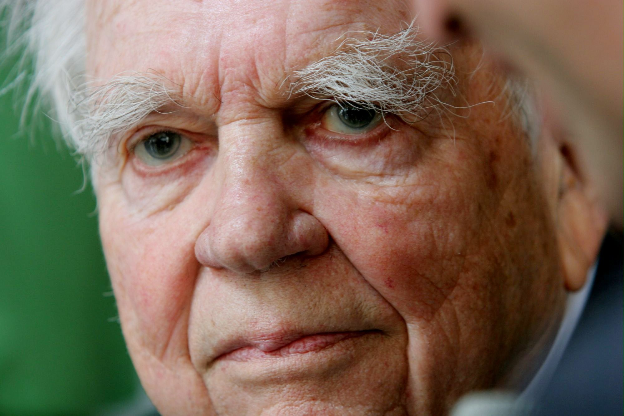 This Sept. 20, 2005, file photo shows &quot;60 Minutes&quot; commentator Andy Rooney in New York. CBS says  Rooney died Friday, Nov.