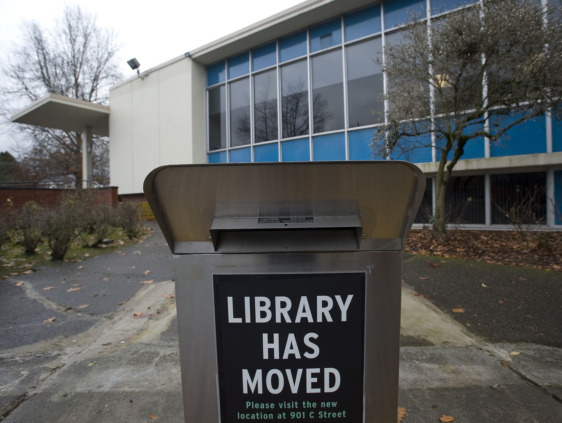 The stacks and periodicals are gone but the former Fort Vancouver Regional Library District building (also formerly called Vancouver community Library) now houses its operations center on both of its levels.