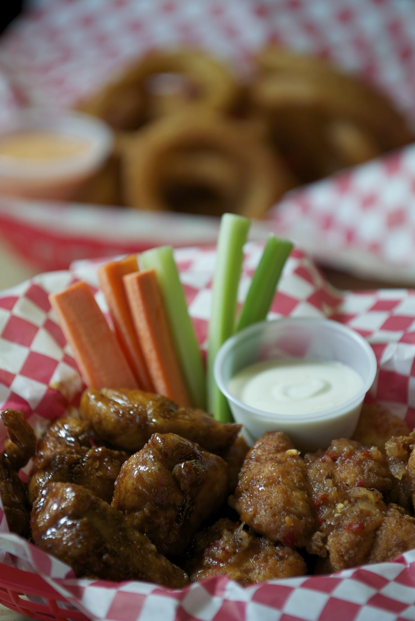 Dining Out: Variety spices up Pow Pow Wings - The Columbian