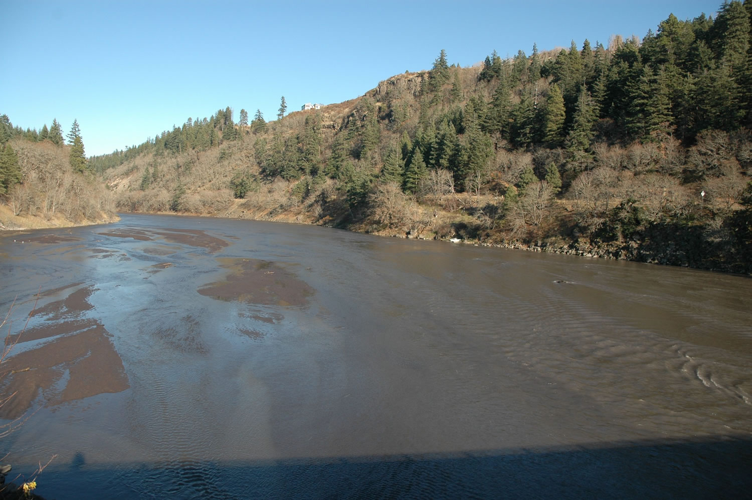The White Salmon River at its confluence with the Columbia has filled with silt and is only inches deep since the breaching of Condit Dam.