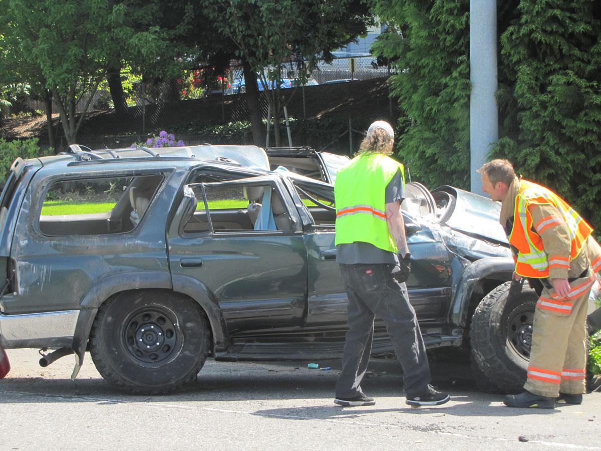A rollover crash temporarily closed the north Interstate 5 exit to East Mill Plain Boulevard just before noon Wednesday.
