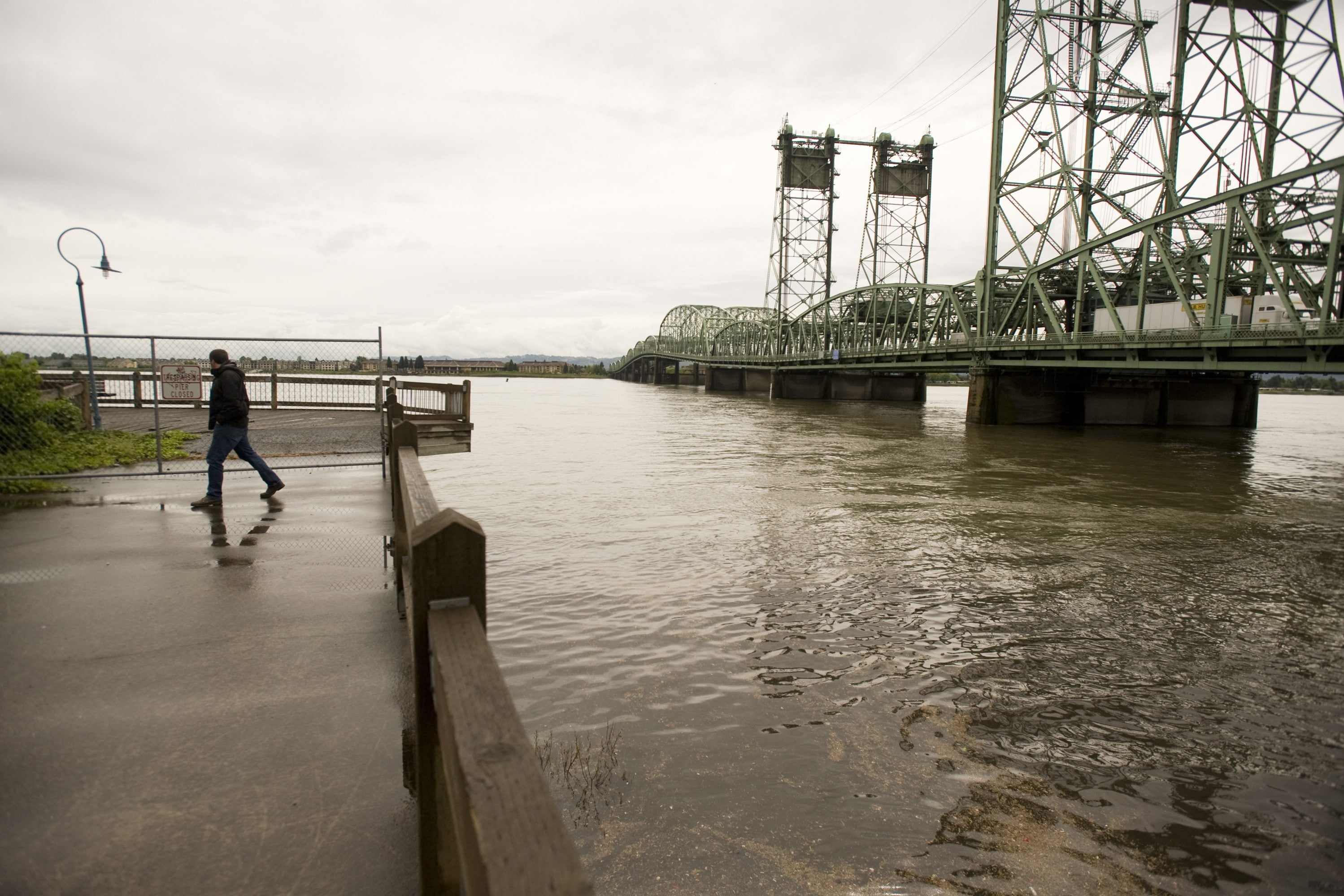 Just east of the Interstate 5 Bridge on Wednesday, the Columbia River gradually continues getting higher.