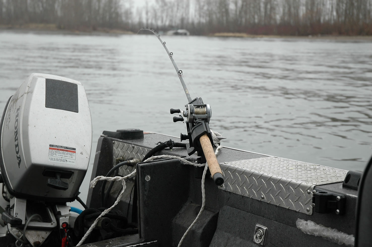 Spring chinook fishing in 2017 has been all about waiting for flood conditions to subside in the Columbia River.
