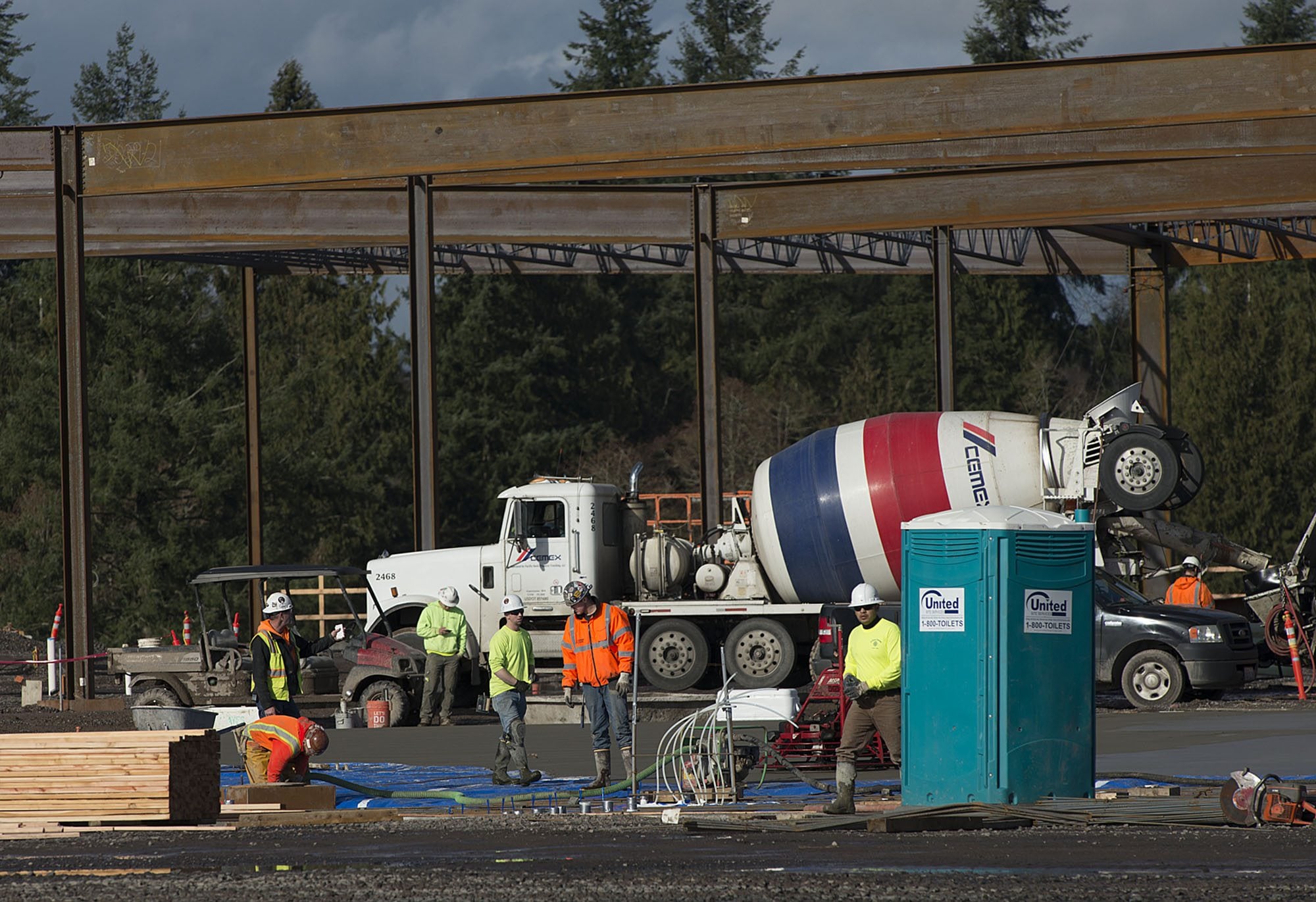 Construction continues at the Cowlitz Tribe's casino Jan. 22.
