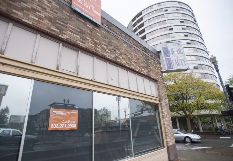 The former Vancouver School of Beauty on Sixth Street in downtown Vancouver is destined to become a pizzeria late this summer. &quot;It&#039;s going to be a traditional wood-fired oven pizzeria in the style of Naples cuisine,&quot; said owner Joey Chmiko.