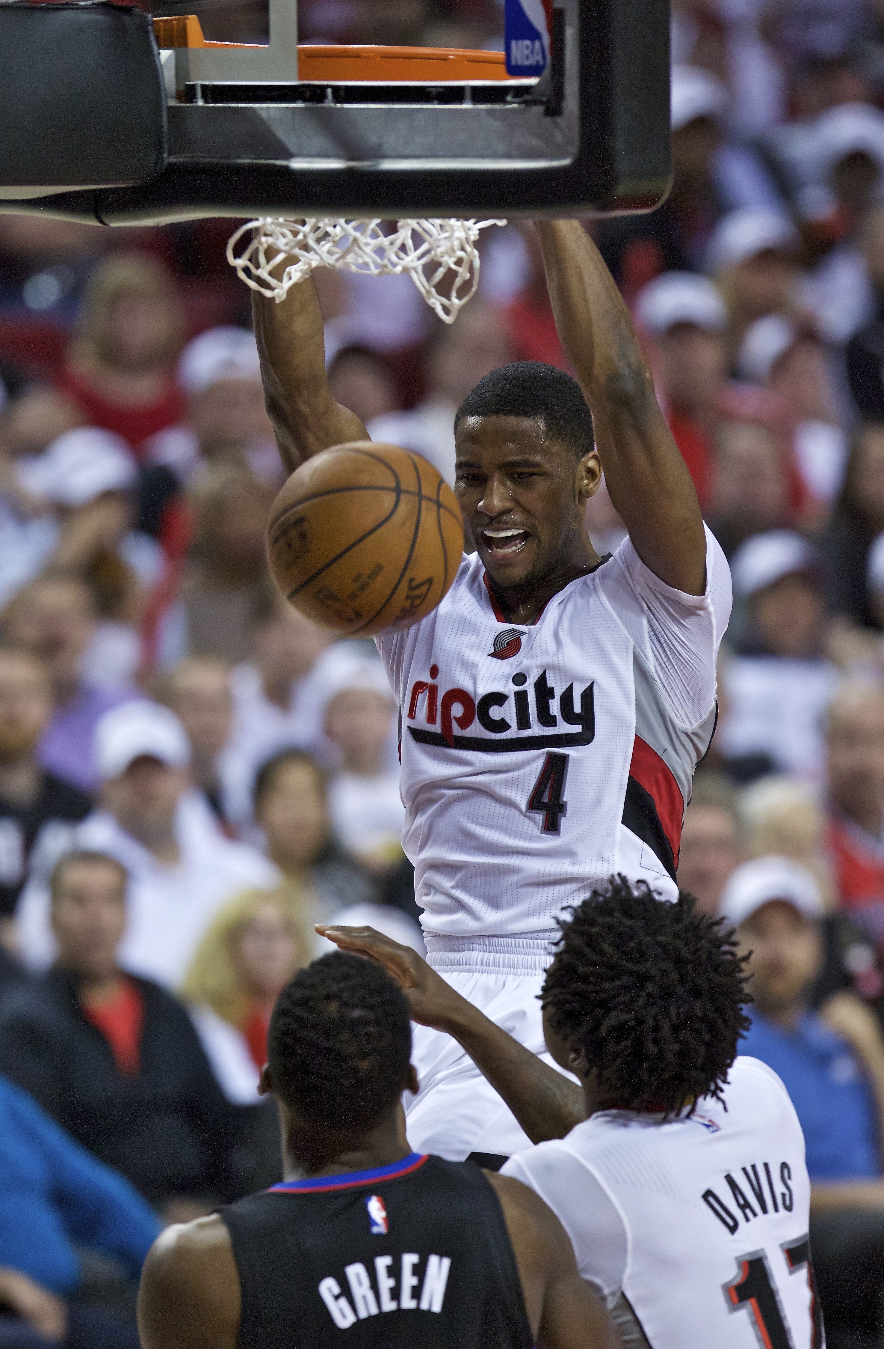 Portland Trail Blazers forward Maurice Harkless dunks against the Los Angeles Clippers during the second half of Game 3 of an NBA basketball first-round playoff series Saturday, April 23, 2016, in Portland, Ore.