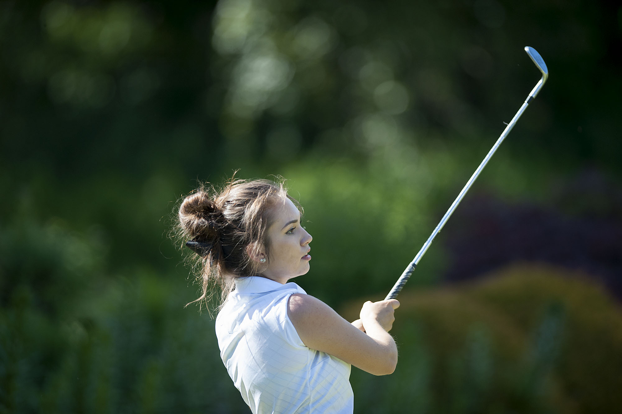 Union's Reilly Whitlock tees off on the 17th hole Tuesday afternoon, May 10, 2016 at Lewis River Golf Course.