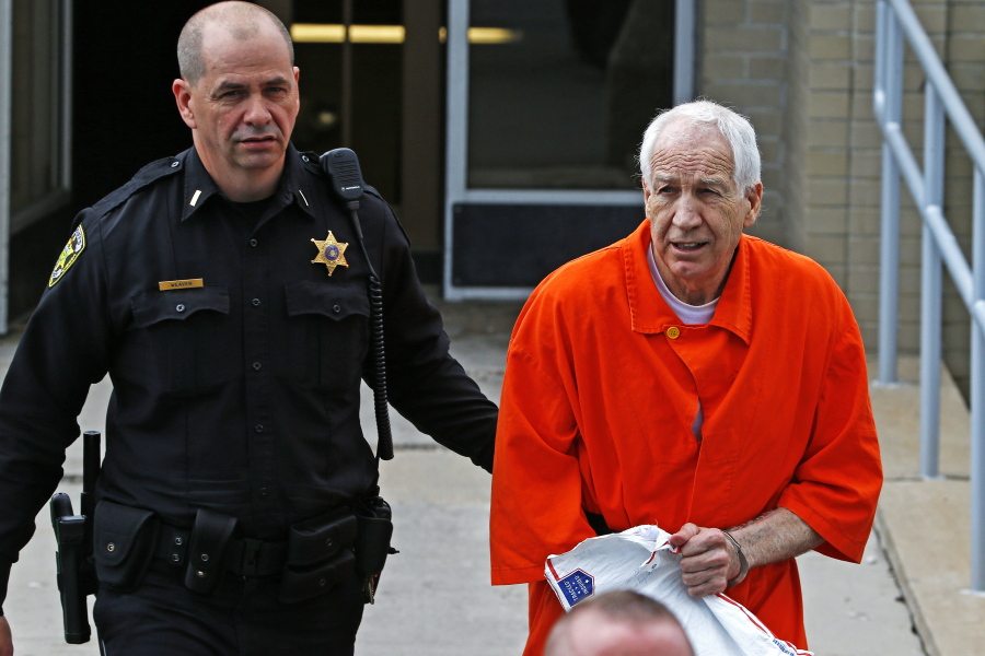 Jerry Sandusky presses appeal, wants to question ex-lawyers - The Columbian