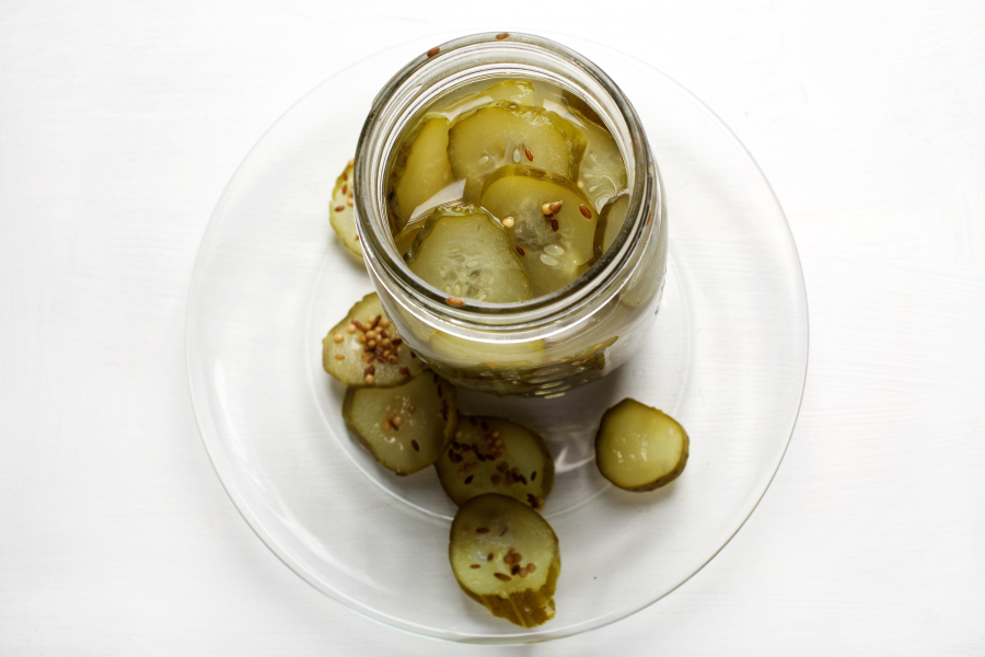 &quot;Hamburger&quot; Dill Pickle Chips (Deb Lindsey for The Washington Post)