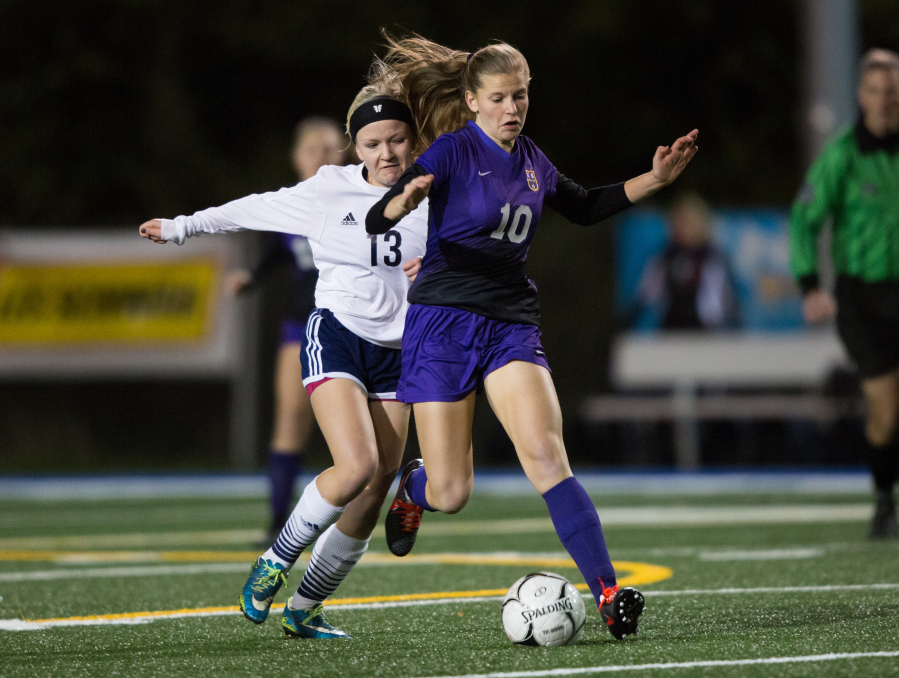 Columbia River's Julia Skimas (10) has helped the Chieftains reach their third consecutive state soccer semifinal.