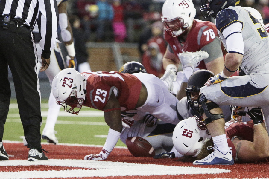 Washington State running back Gerard Wicks (23) runs for a touchdown during the first half of an NCAA college football game against California in Pullman, Wash., Saturday, Nov. 12, 2016.
