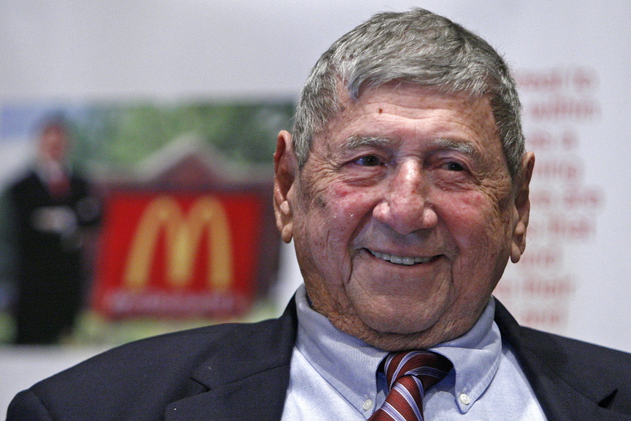 Big Mac creator Michael &quot;Jim&quot; Delligatti attends his 90th birthday party Aug. 21, 2008 in Canonsburg, Pa. Delligatti, the Pittsburgh-area McDonald&#039;s franchisee who created the Big Mac in 1967, has died. He was 98. (AP Photo/Gene J.