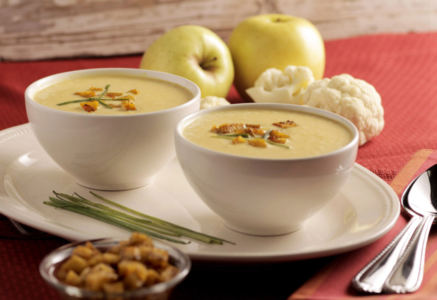 Curried cream of cauliflower and apple soup. (Hillary Levin/St.