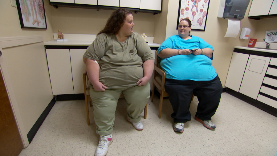Identical twins Brandi, left, and Kandi Dreier of Vancouver wait to meet with Dr. Younan Nowzaradan in Houston while being filmed for TLC&#039;s &quot;My 600-lb Life.&quot; Brandi and Kandi will appear in the TV show&#039;s fifth season premiere, airing Wednesday.