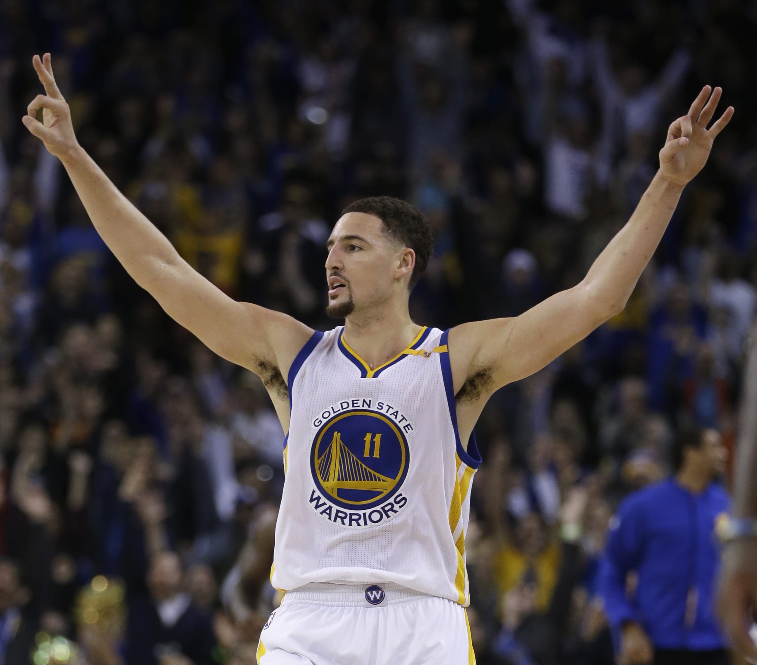 Golden State Warriors' Klay Thompson celebrates a score during the third quarter of an NBA basketball game against the Indiana Pacers Monday, Dec. 5, 2016, in Oakland, Calif.