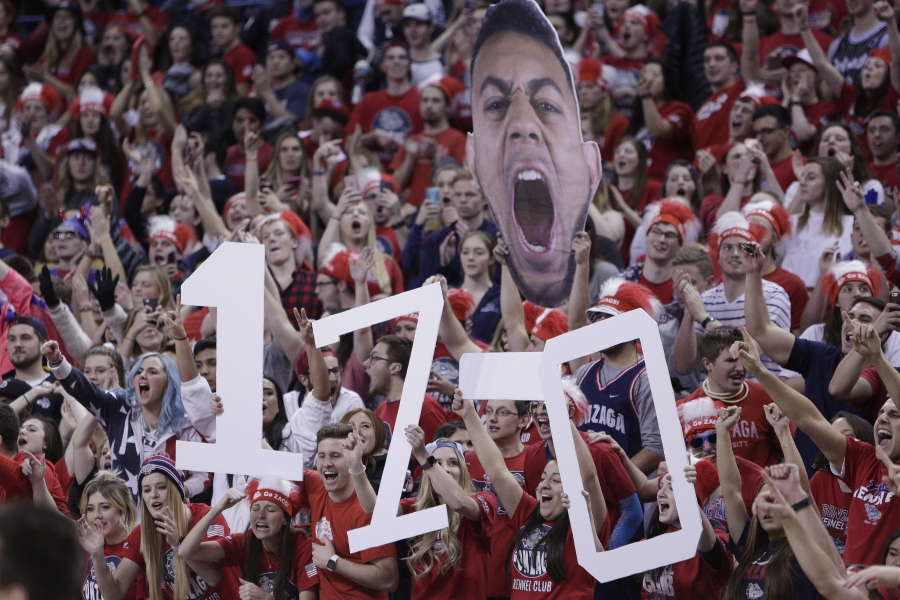 Gonzaga students cheer Bulldogs on to a 17-0 start.