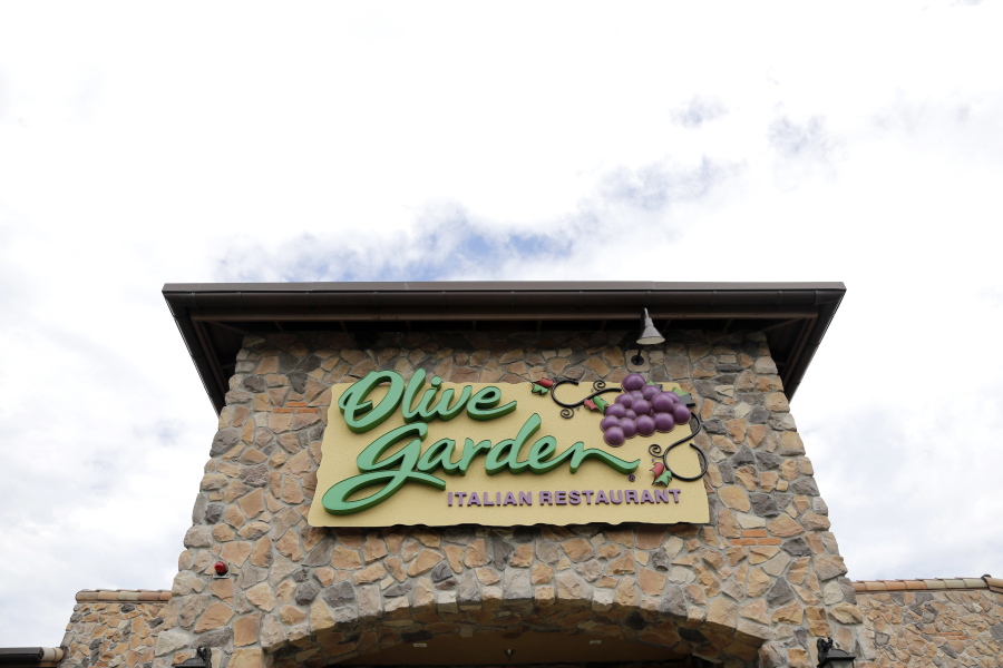 Darden Restaurants Inc., owner of Olive Garden, reported financial results Monday.