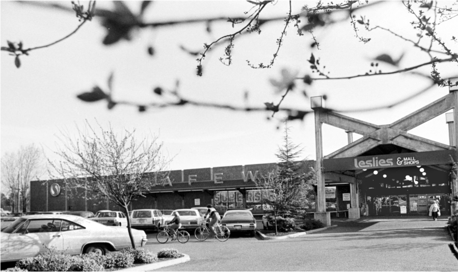 Tower Mall on East Mill Plain Boulevard in Vancouver in 1978.
