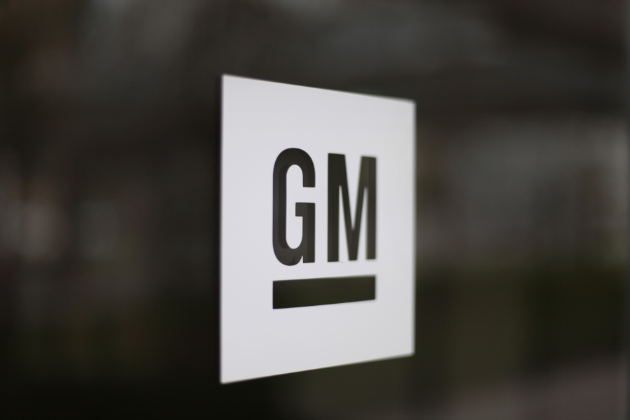 The General Motors logo (AP Photo/Paul Sancya, File)