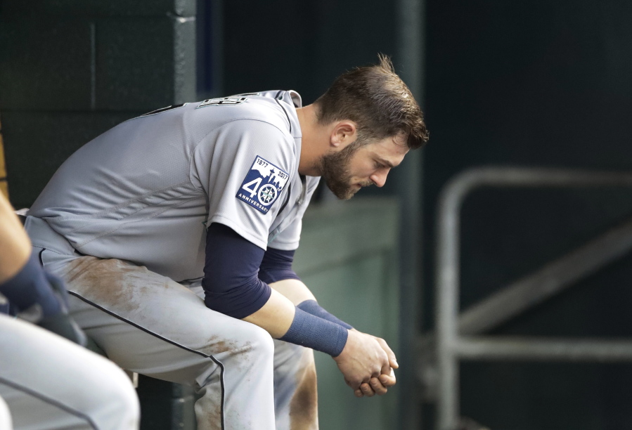 Seattle Mariners&#039; Mitch Haniger sits on the bench after being pulled for a pinch-runner during the third inning of the team&#039;s baseball game against the Detroit Tigers, Tuesday, April 25,2017, in Detroit.