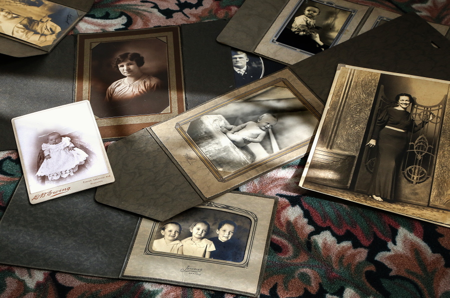 Everett&#039;s Lorna Donadio has been collecting old photos she finds at garage sales, some dating back as far as 1911. As time passes, the 77-year-old Donadio wants them to have a home. For at least 15 years, Donadio also has been collecting old photographs. Many of them turn up in ???free??? boxes at garage sales or estate sales. Most of the old images she has are professional portraits, black-and-white or sepia. Some date to 1911.