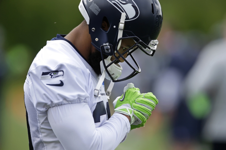 Earl Thomas said the shock of suffering a broken leg last season led him to considering retiring from football. Ted S.