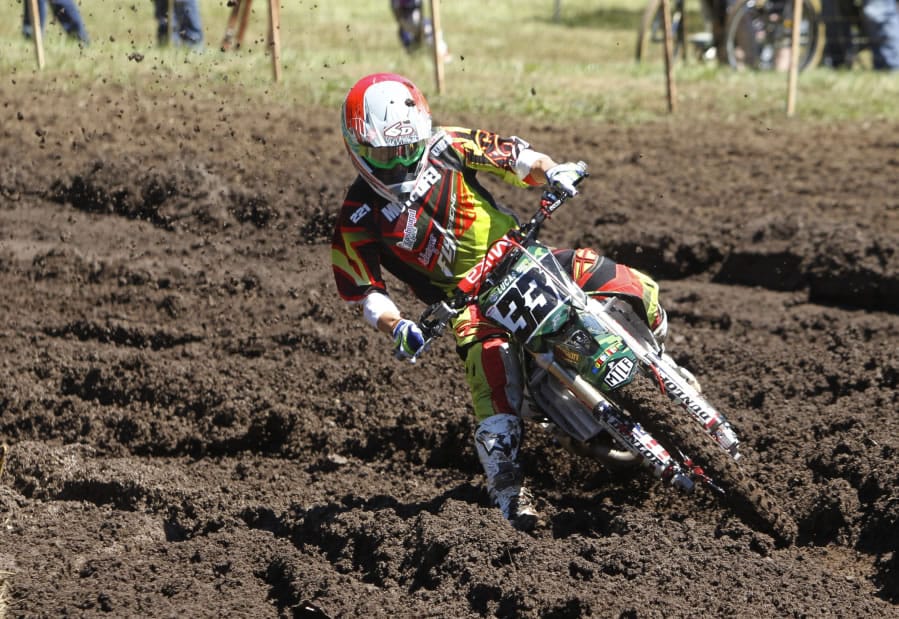 Tommy Weeck races at the Washougal MX National in 2014.