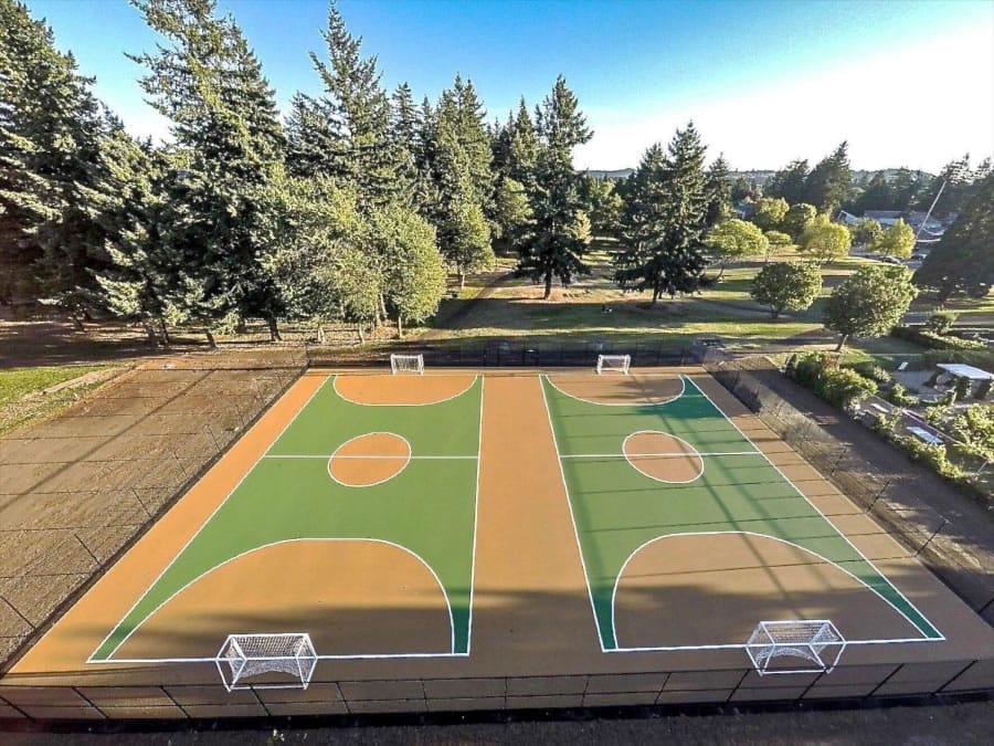 The Portland Timbers collaborated with the city of Gresham and Operation Pitch Invasion to open the SNAKE futsal court in Gresham’s Vance Park in 2015. The facility was the first “Fields for All” project undertaken by the Timbers and OPI.