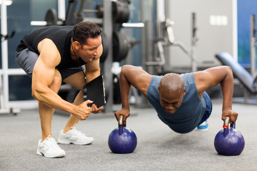 Here’s what to look for if you’re considering hiring a personal trainer.