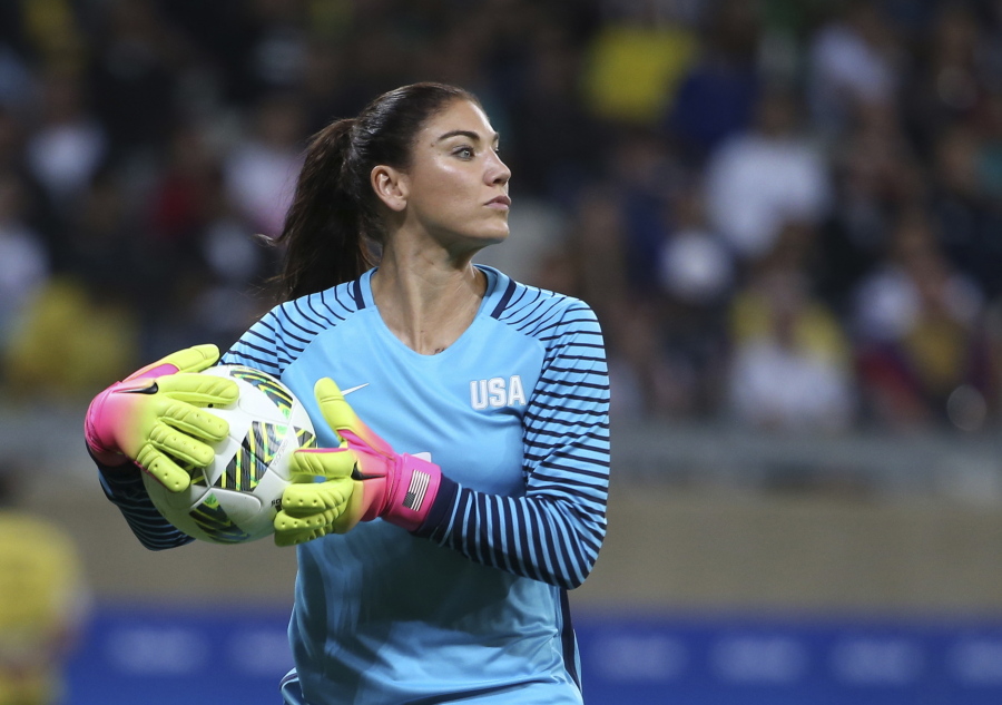 U.S. goalkeeper Hope Solo is looking to resume playing and says she had had offers to play overseas.
