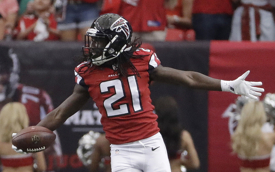 Falcons cornerback Desmond Trufant (21) is determined to get Atlanta back to the Super Bowl this season.