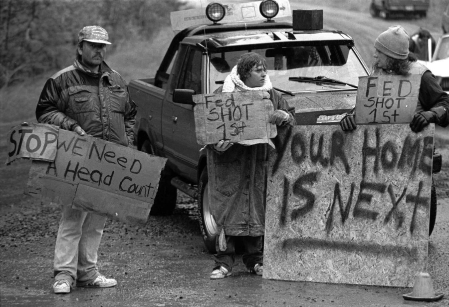 Randy Weaver supporters at Ruby Ridge in northern Idaho on Aug. 23, 1992. It’s been a quarter century since a standoff in the remote mountains of northern Idaho left a 14-year-old boy, his mother and a federal agent dead and sparked the expansion of radical right-wing groups across the country that continues to this day. (AP Photo/Jeff T.