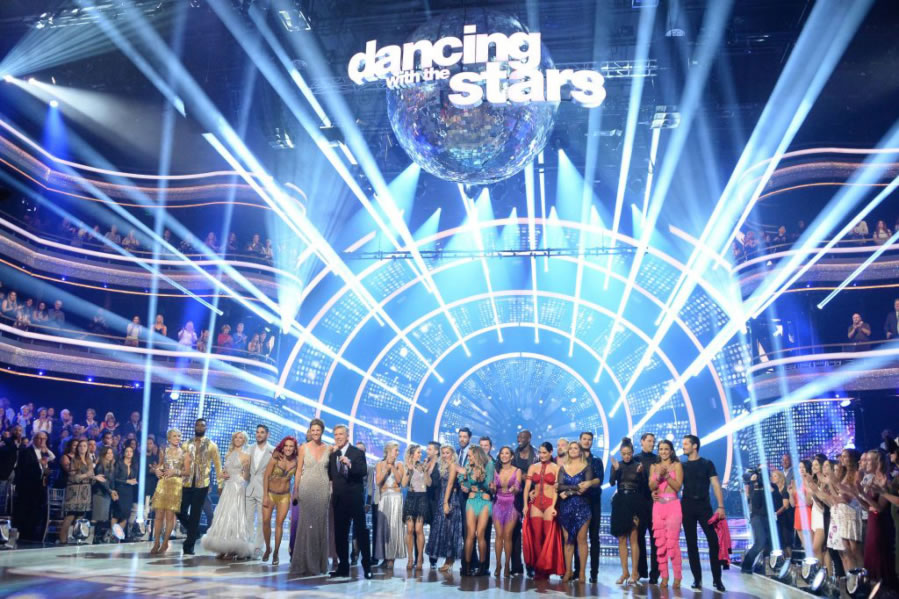 The cast of “Dancing With the Stars” Season 25.
