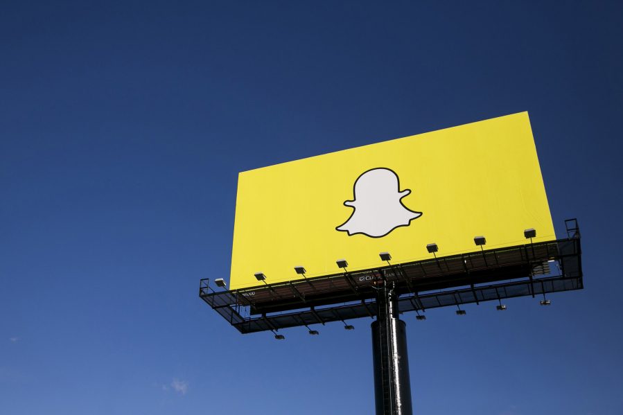 Snapchat is adding game scores and verified weather information as filters.
