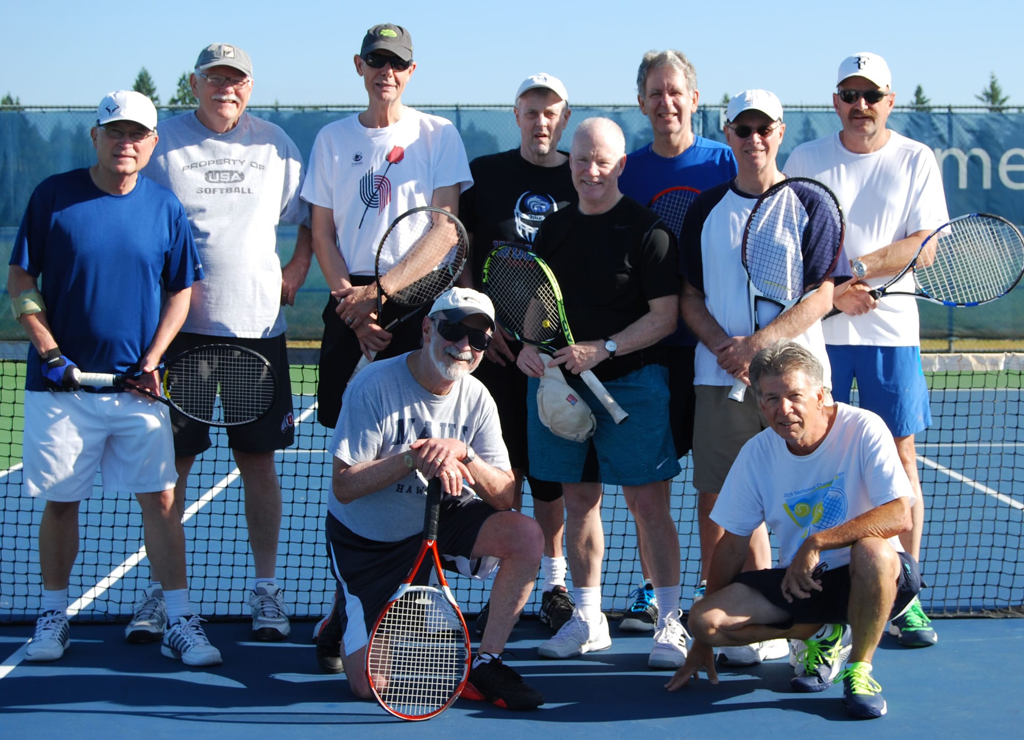 Club Green Meadows 65 & over USTA tennis team that qualified for the 2017 Pacific Northwest Sectionals.