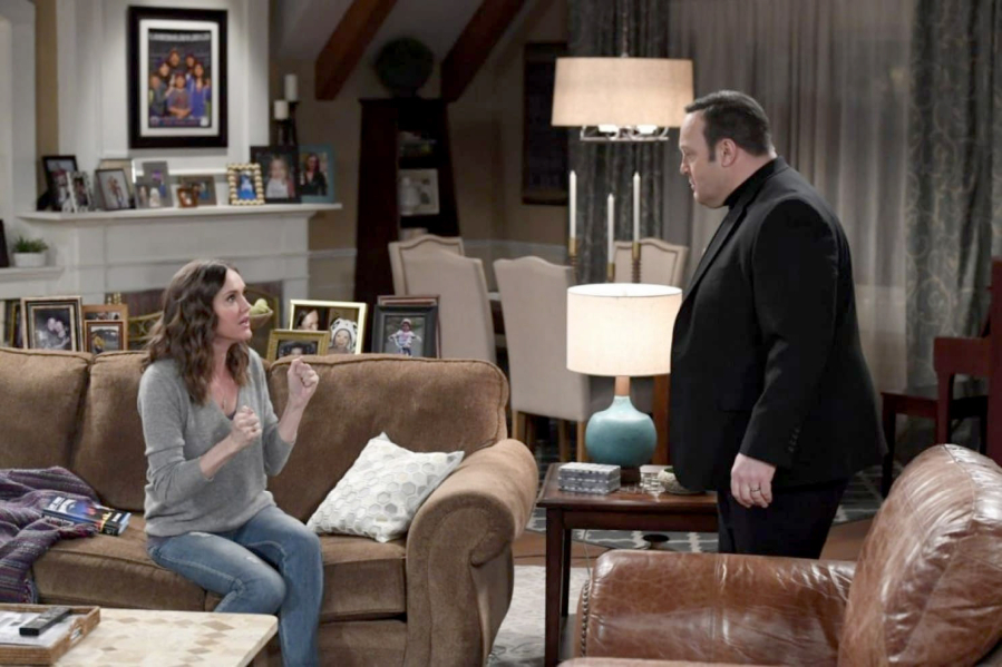 Kevin (Kevin James) argues with his wife Donna (Erinn Hayes) in the first season of “Kevin Can Wait.” David Russell/CBS