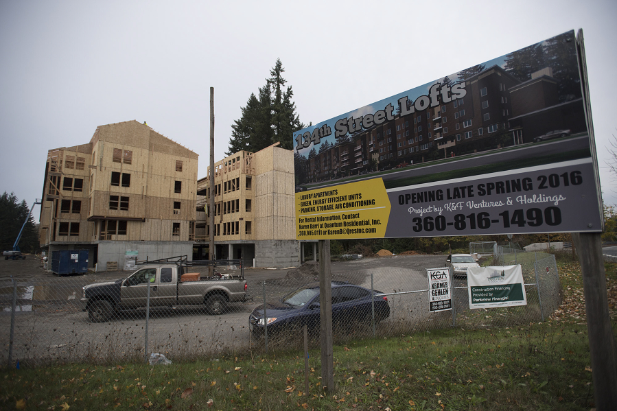 Construction continues on the 134th Street Lofts on recent morning. Kirkland Development, who is developing the lofts, said its single driveway for entry and exit won’t lead to a traffic bottleneck.