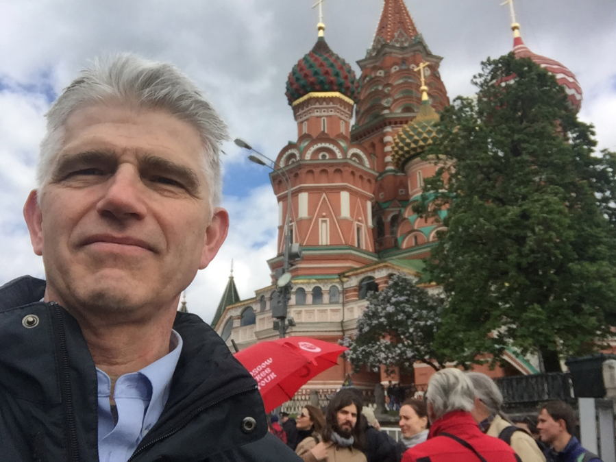 Dr. James Reiss, an electrophysiologist at PeaceHealth Southwest Medical Center, visited Moscow in June to discuss cryoablation using minimal X-ray. Contributed by Dr.